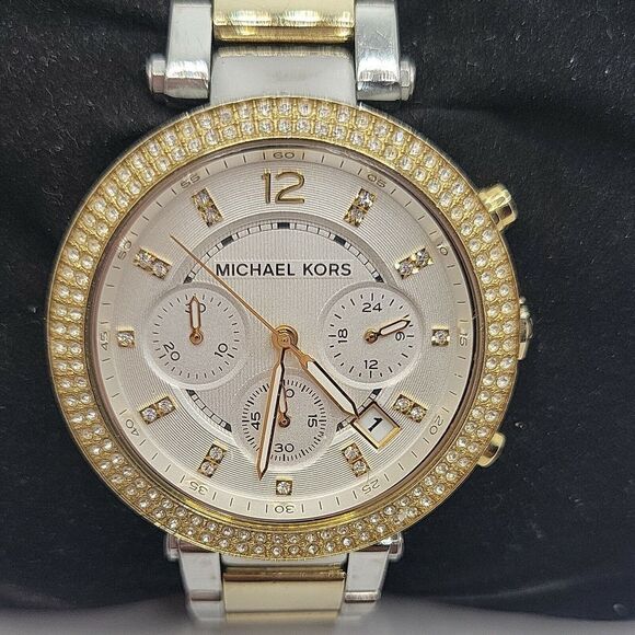 Michael Kors MK5626 Womens Stainless Steel Analog Silver Dial Quartz Watch BC883 - Picture 1 of 10